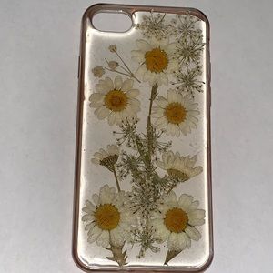 Brandy Melville Daisy iPhone 7 case
